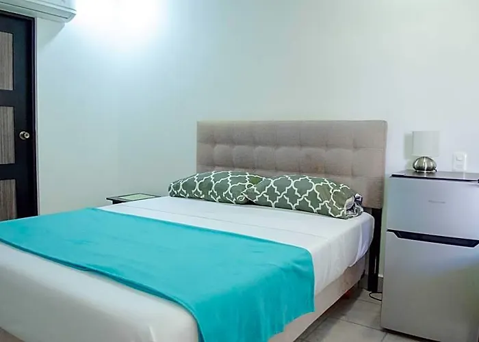 Hotel Pedregal 2*