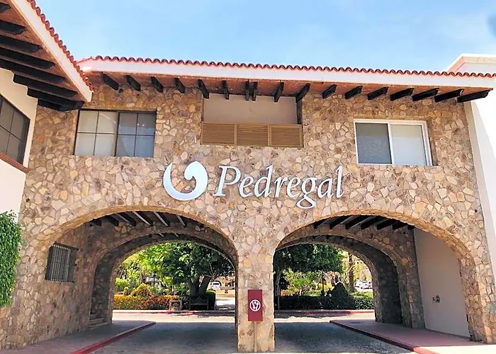 Pedregal Apartahotel 2*